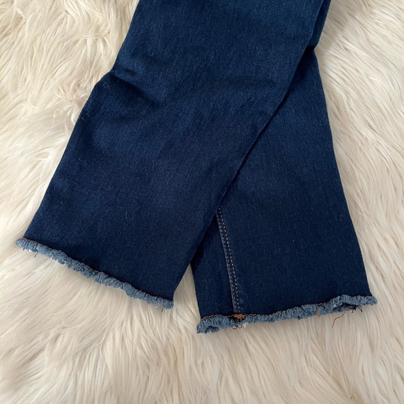 Evermore cropped maternity jeans, size L. - Picture 5 of 6